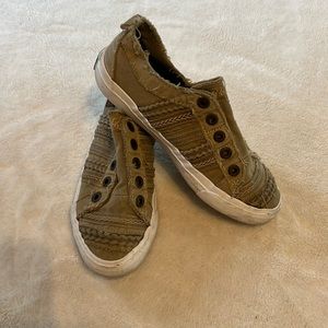 🎉3/$10 Slip on Sneakers